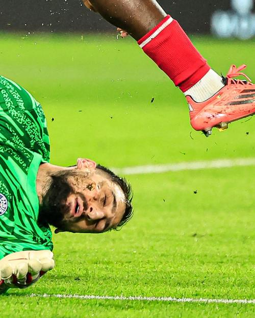 官方：鸟栖砂岩与主帅小菊昭雄续约至26／27赛季结束