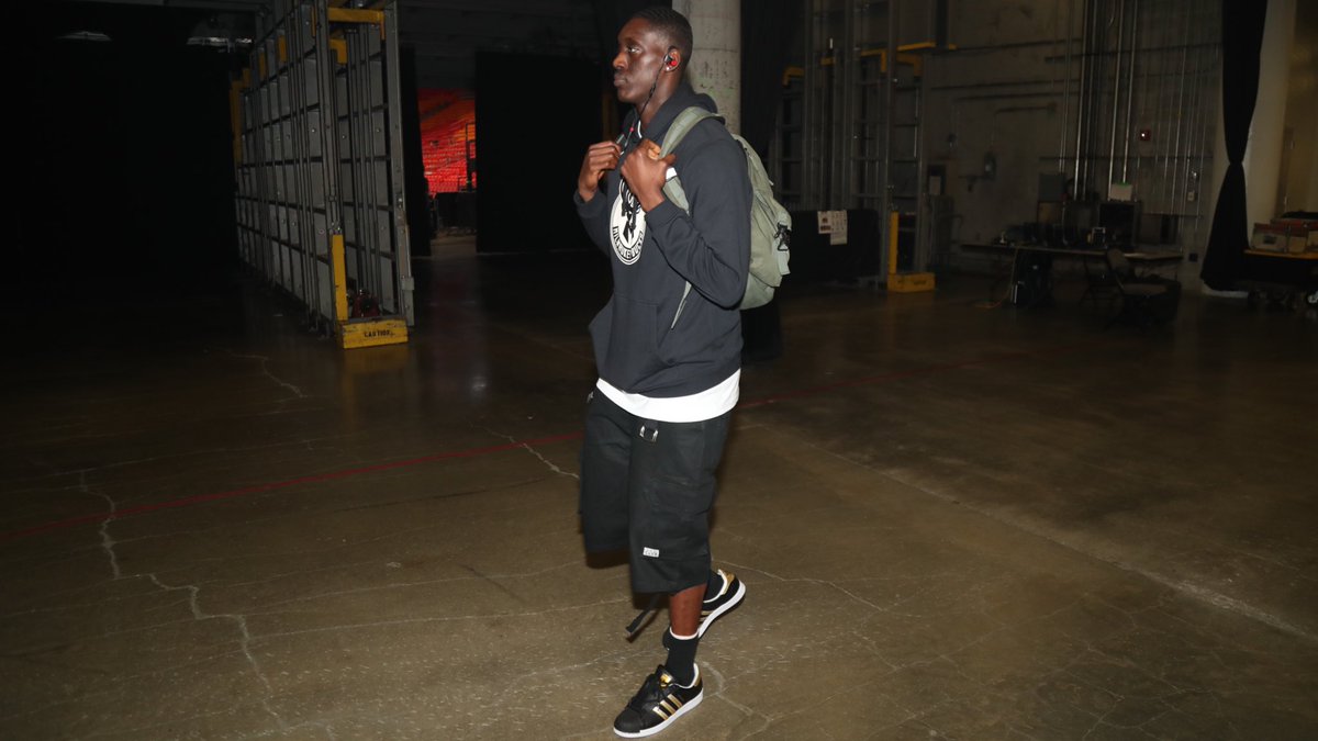 年仅21岁！曝中国男足新星正式加盟英超，已签合同，亚洲杯后官宣