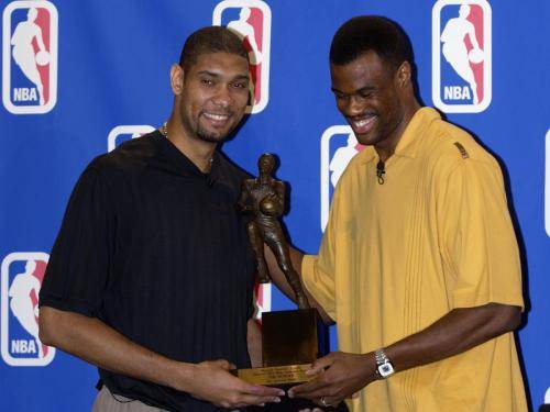 双奥离队！意媒：特奥与米兰裂缝无法修复，莱奥离队逐渐切实可行