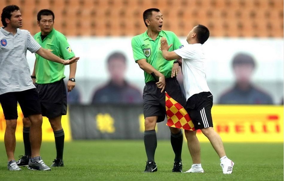 足球——U20亚洲杯：中国队训练备战